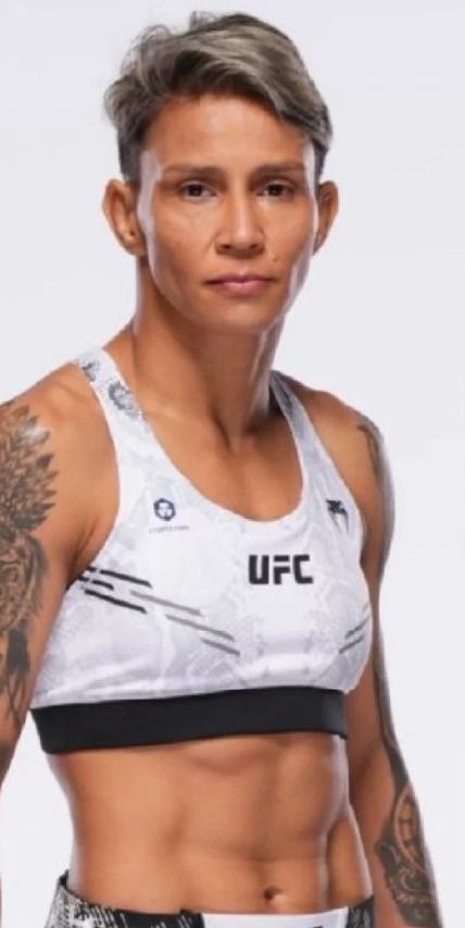 阿曼達·萊莫斯與吉蓮·羅伯遜賽前宣傳照